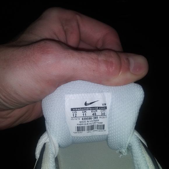 - New air max 90 grey gravel - Picture 2 of 6